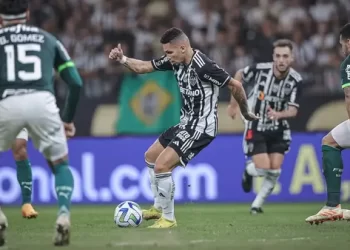 Cruzeiro desperdiça pênalti, domina o Furacão, mas fica só no empate no  Mineirão